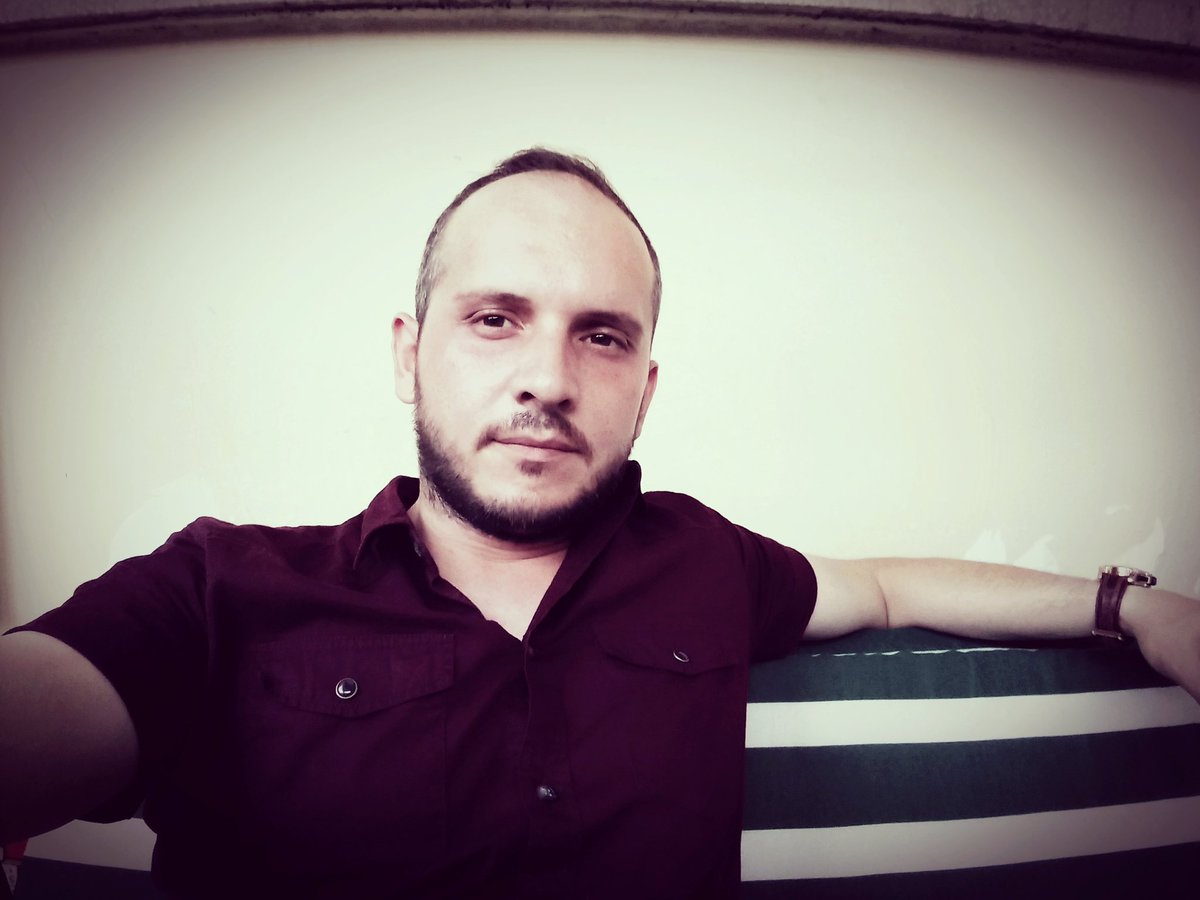 #tbt
Her yara kitap ayracı gibi durur hayatımızda..
'Nerede kalmıştık' deriz.
Devam ederiz..