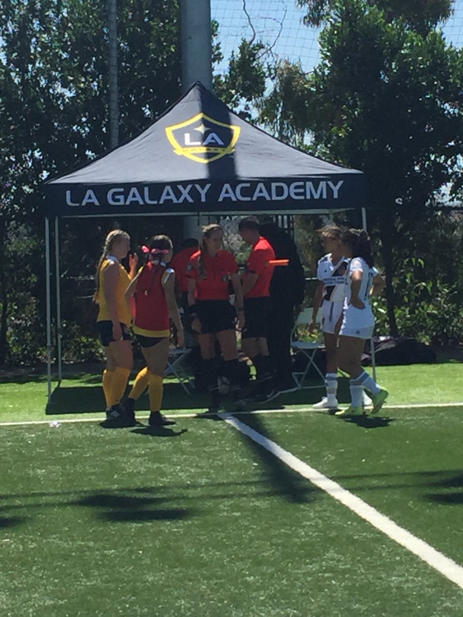 RoyalsFCAZ's tweet image. 03 Girls
Development Academy
vs. LA Galaxy
.
.
.
#AsOne #RSLFamily
#developmentacademy