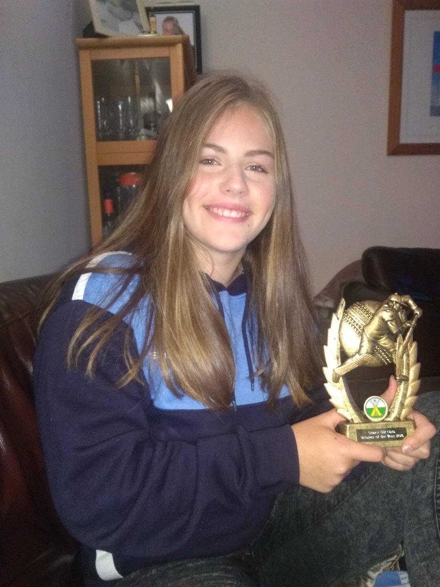 IanHinley1's tweet photo. Proud of Asha @SussexWomen U12 batswoman of the year!! Been a tough season but hard work and perseverance pays off and thanks to amazing support from @LCC_swans @anstyladiescc and @WardenParkPE #lovecricket https://t.co/J9suJbeAxX