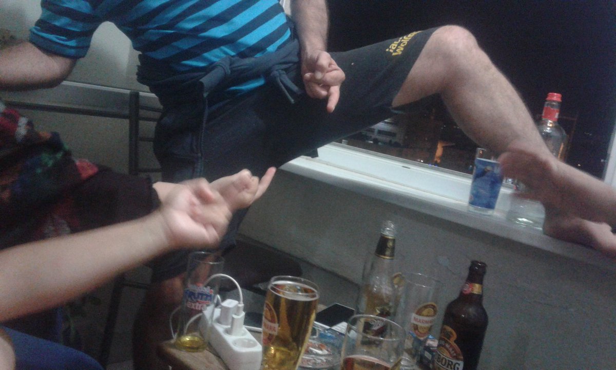 Arkadasimiz pilota baladi