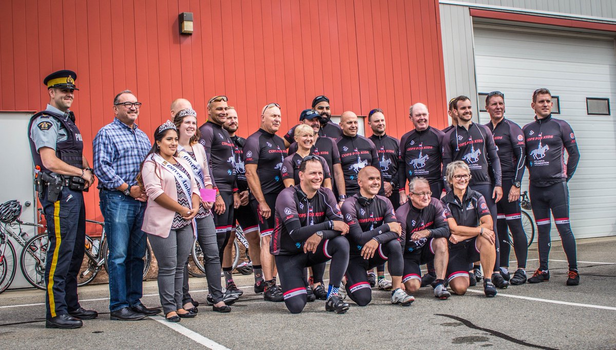 OliverChronicle's tweet photo. PHOTOS: Cops for Kids ride through #oliverbc #Copsforkids #RCMP https://t.co/Xj5CQY9Kcg https://t.co/WzjQAq0U9e