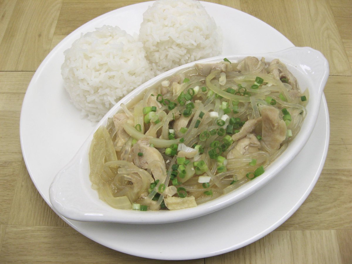 Zippys's tweet image. Homemade local style chicken soup for the soul! #ChickenLongRice  #LocalStyle