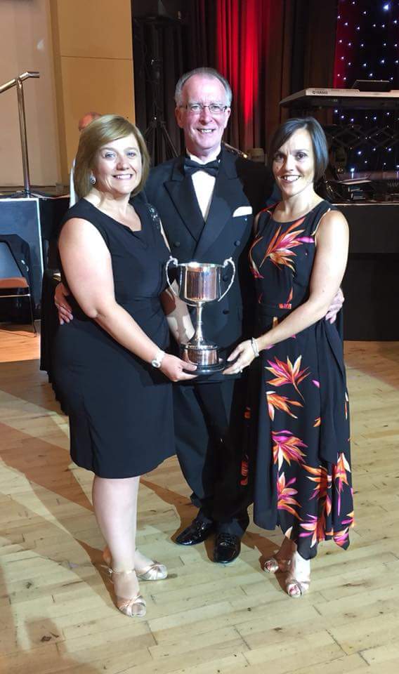 KellenDance's tweet photo. So happy that we have won the Clasical section of Bridlington ISDC DANCE festival with the Sutton Swing #sequencedancing https://t.co/bbVPOXrzRi