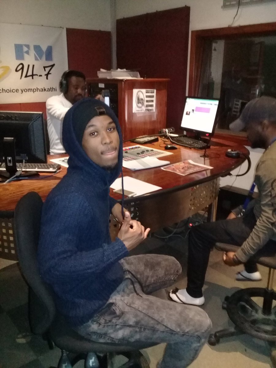 We Live On Air Right Now Vibe Fm Please Tune In 94.7 <a href="/VaccaNgema/">Vacca BlaQ Soulz</a> <a href="/Mlwazeff_SA/">Mlwazeff BlaQsoulz</a>