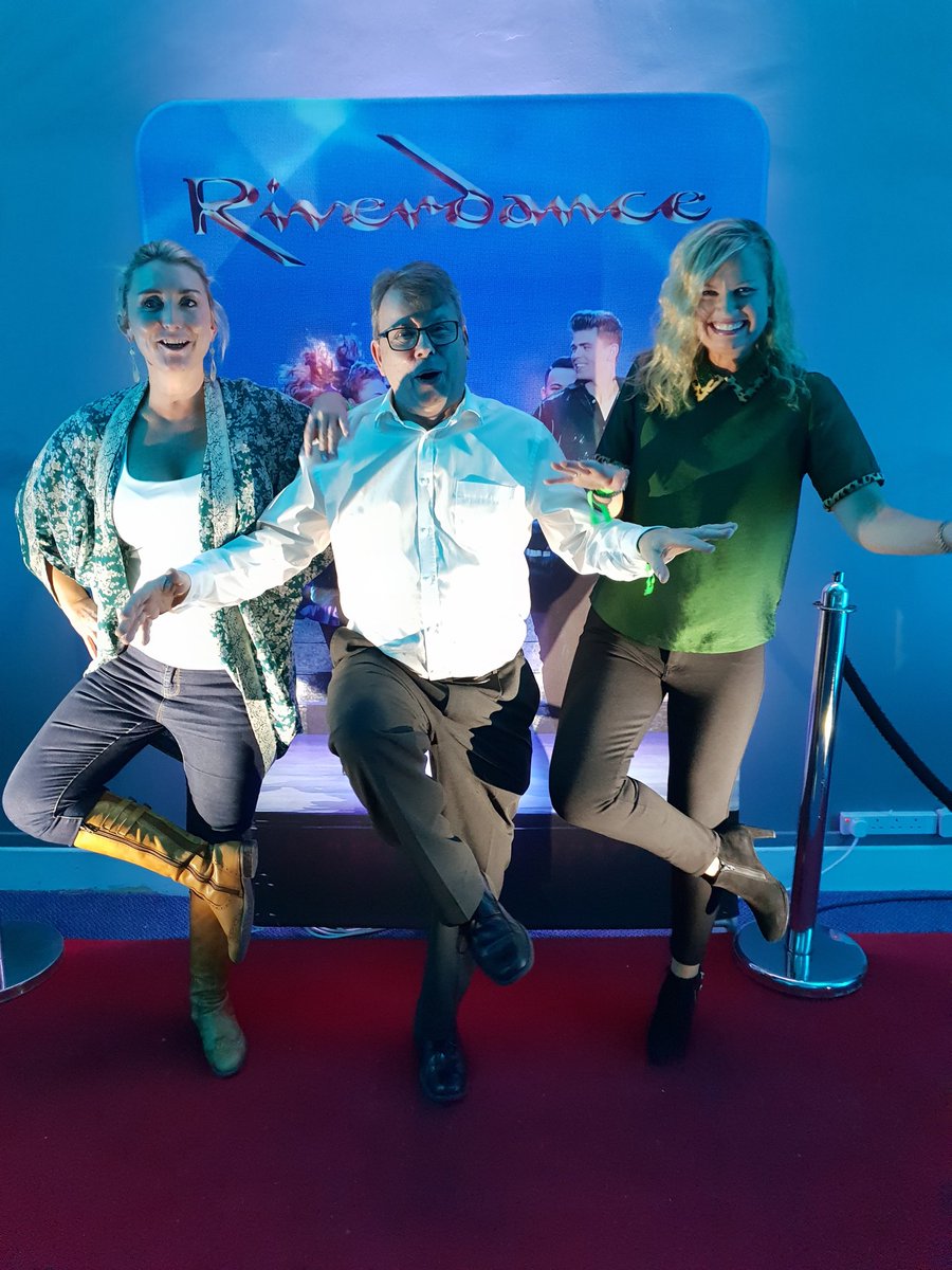 KCBKerry's tweet photo. You know you are in Ireland when the 'Green Room' really is green 😂☘ Taking our #MeetInKerry
@Riverdance Fam weekend program to the next level
#VIPCentral #MakeItIreland #CreatingExperiences #LoveKerry https://t.co/P2Im7nZxyC