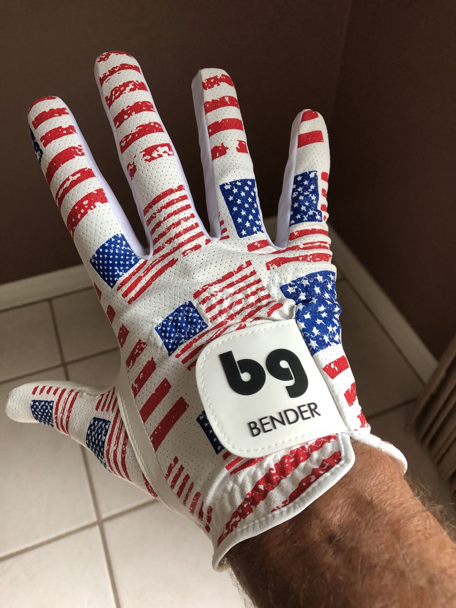 danmillard's tweet photo. #bendergloves https://t.co/yD1DQtLsx8