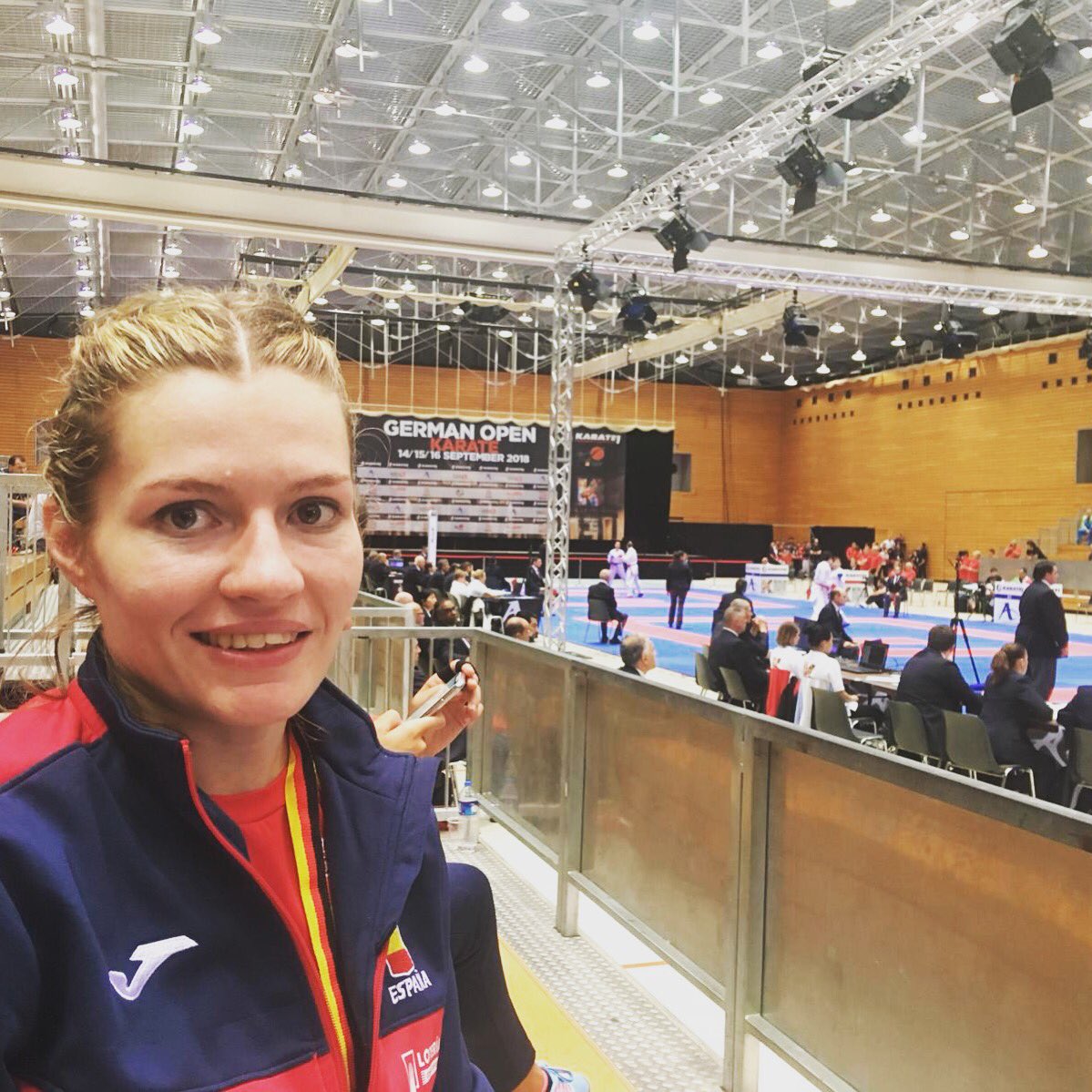 crisferrer88's tweet photo. 9a Posición en la Premier de #Berlín #karate1premierleague
Gano a Italia 4-1 🇮🇹
Pierdo con Francia 3-1 🇫🇷
Gano a Holanda 2-0 🇳🇱
Pierdo con Canadá 0-1 🇨🇦
En 3 días hacia 🇨🇱 Chile a seguir a la guerra!
#rfek #karate #kumite #samyd #fkib #ibiza #EspKarateTeam #TeamEsp https://t.co/eZrOyMQOwo