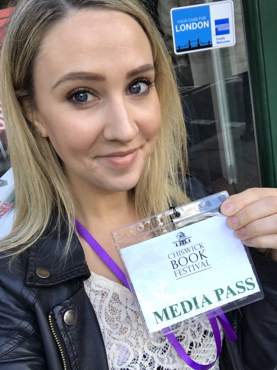 DAY2 of <a href="/W4BookFest/">Chiswick Book Festival</a> has people #Divided. Had a quick interview with #TimMarshall about his new book 📚✨ #chiswickbookfestival2018