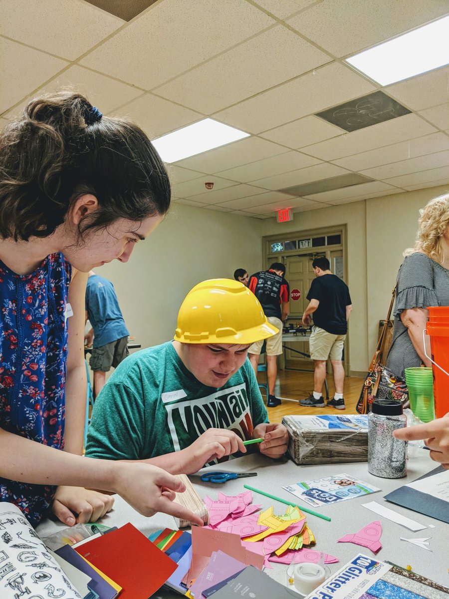 NadiaGoodvin's tweet photo. Great collab today between Grady's @SenseAbilityATL &amp; @G3Robotics -- Way to support an inclusive Maker's Fair. Proud of you! @APSGradyKnights @NoBarriersUSA https://t.co/Uk81SiiNsi
