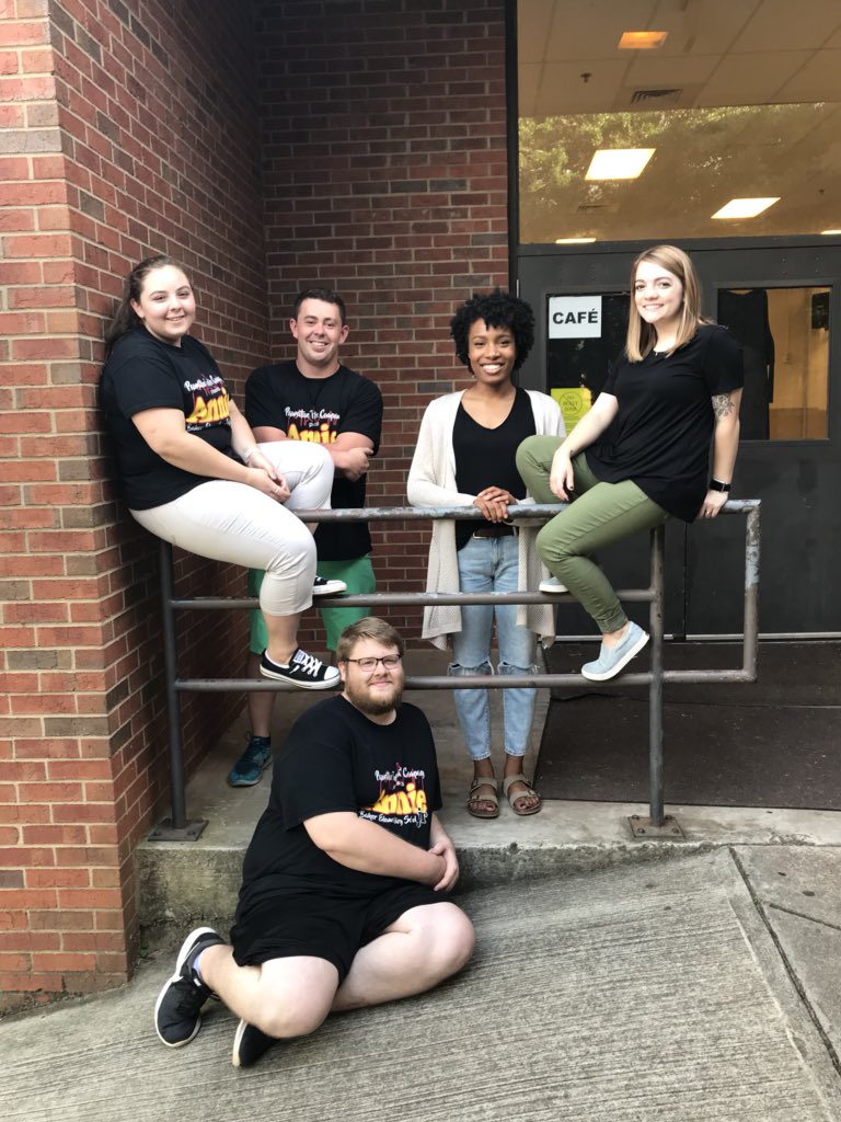 PawsitiveBaker's tweet photo. Directing Team 2018-2019! #BnBCrew #JourneytoAwe @bakerelembears @asp_tyler @MrWesASP @AlyssaHutcheson https://t.co/CT0PUT4UKP