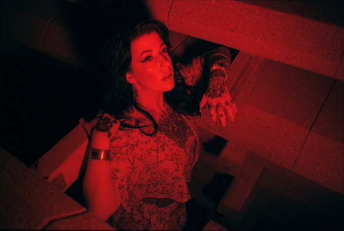 🥀🥀🥀 https://t.co/bc8g6JDhIQ<a href="/tag/nowreading"class="tags"><span>#nowreading</span></a>