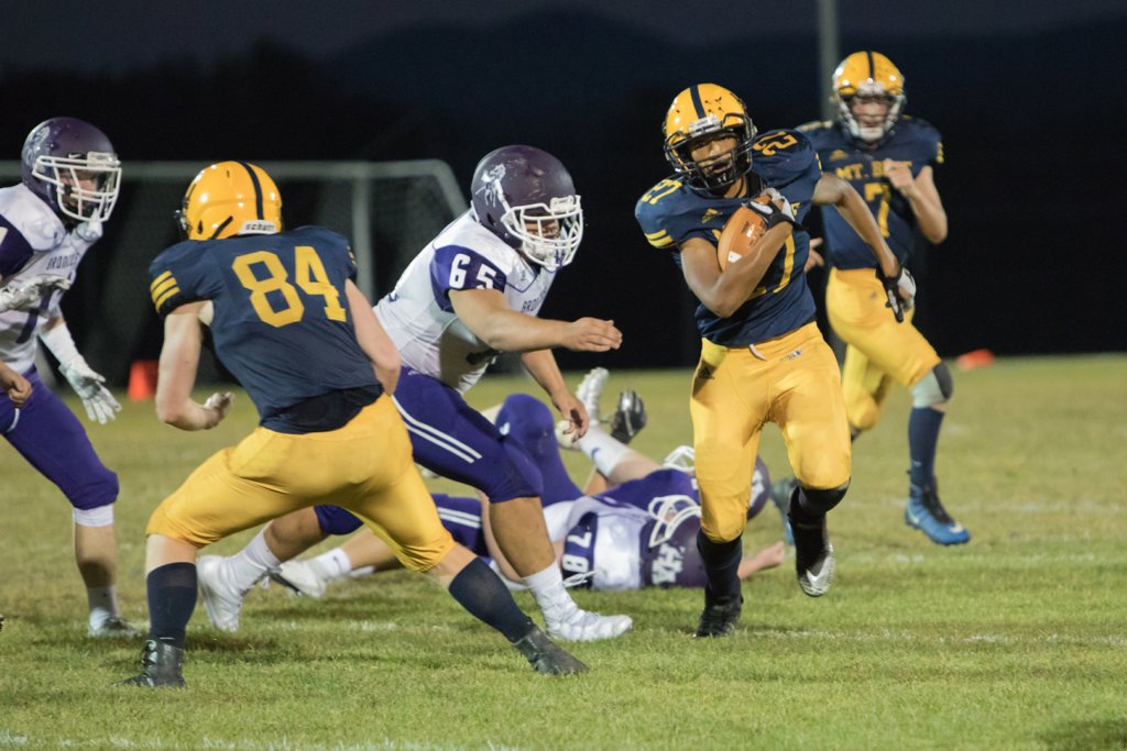 MTBLUE_FB's tweet photo. Big win for the Cougars over Hampden! #CougarPride https://t.co/LNNi8cjGEP