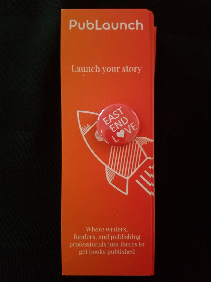 PubLaunch's tweet image. Matchy matchy! #WeekendofWords #eastendlove