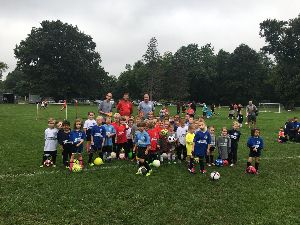 coachflanders's tweet photo. Good Morning at Belmont with the u6 players from WSA⚽️ https://t.co/IKvRmUdnb7