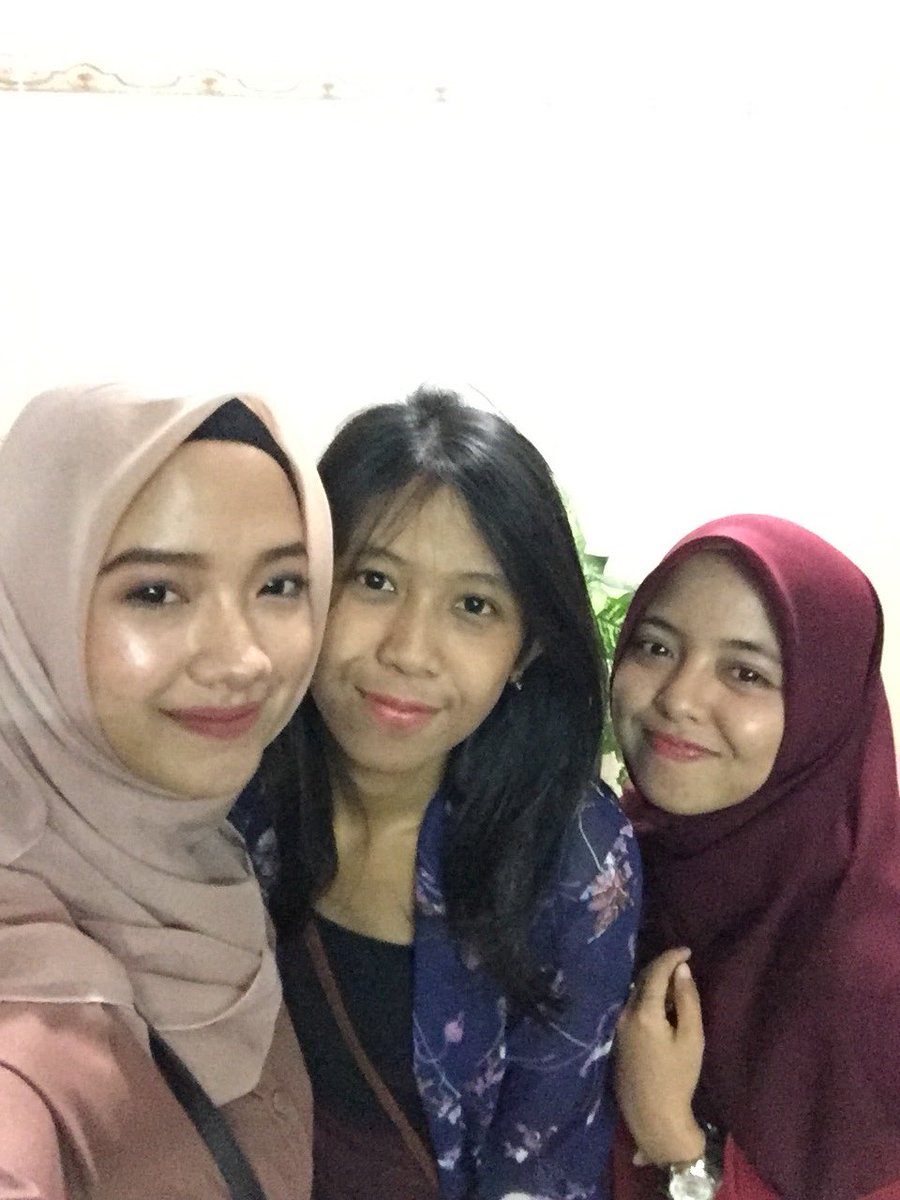 alfcee's tweet photo. @Emaaemmon @pupuutaprilia https://t.co/VvaNhtnSLk