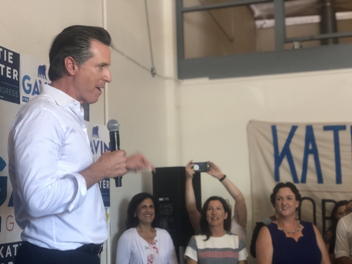 JenSiebelNewsom's tweet image. 2018 is the year of the woman!!! Thrilled to be on the trail today with these badass leaders. Go @katieporteroc @votecottie and @michellevduman!! #BlueCA