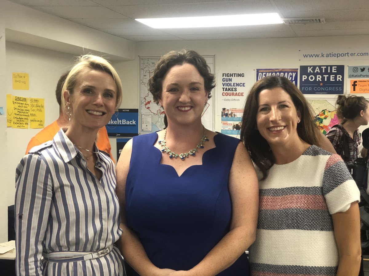 JenSiebelNewsom's tweet image. 2018 is the year of the woman!!! Thrilled to be on the trail today with these badass leaders. Go @katieporteroc @votecottie and @michellevduman!! #BlueCA