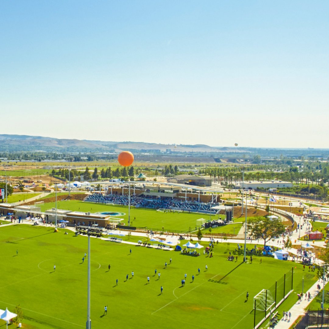 GPNeighborhoods's tweet image. Come celebrate the opening of the next phases of the @ocgreatpark Sports Park tomorrow at the “Day at the Park” event  from 8:30AM - 3:30PM! There will be lots of baseball and softball games, food trucks, live music and crafts for kiddos. See you there! #irvine #ocgp #sportspark