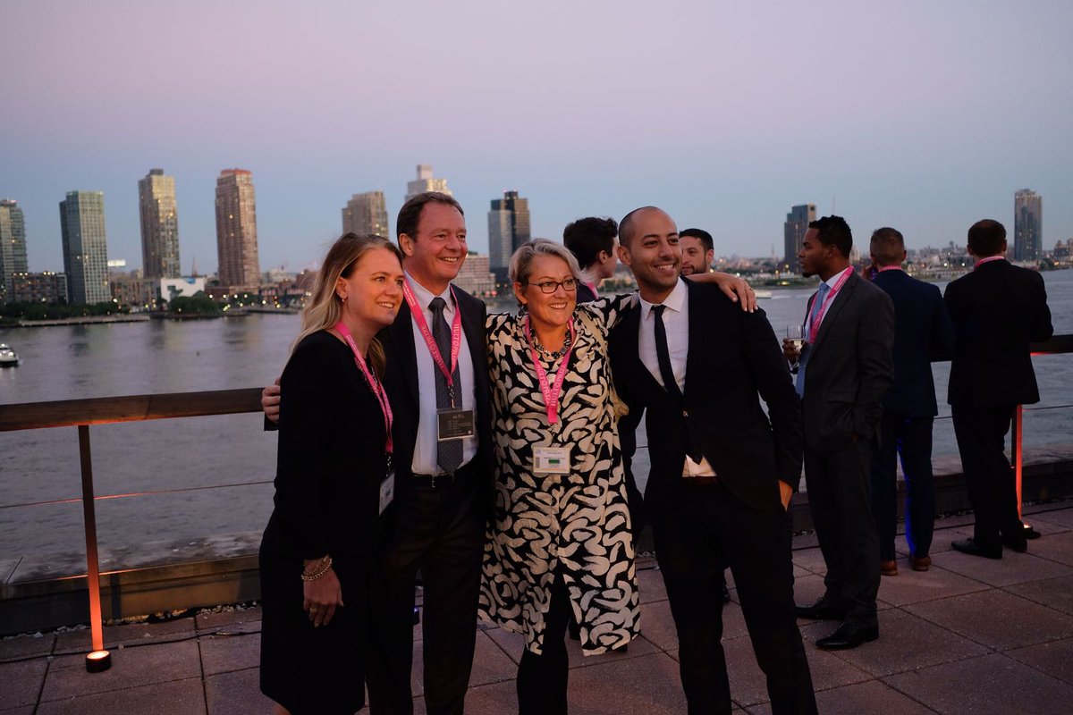 hultprize's tweet image. While waiting for the deliberation. Take a look at what’s going on! Everyone mingling and eagerly waiting for the winner to be announced! #HP18 #PowerForGood #UN6 #hultprize
