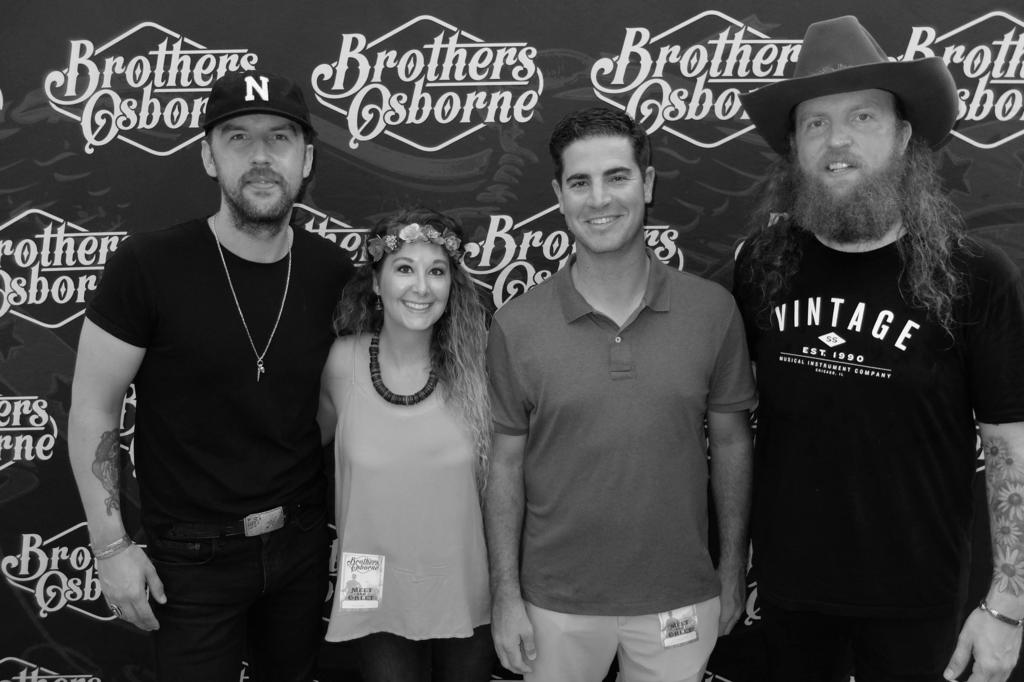 BrosMandG's tweet photo. #TAMPA September 15, 2018 at 06:41PM https://t.co/rHXyWeFWhd https://t.co/vtDTS1X3B8