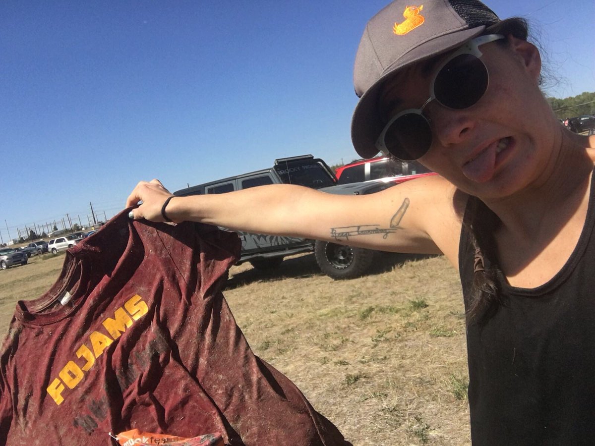 Minthecupcake's tweet photo. Getting muddy and wet at #muckfestdenver to raise money for the #fightagainstMS  #letsEndMultipleSclerosis #MullatPerLesclerosisMultiple https://t.co/1UI6GGBgkp