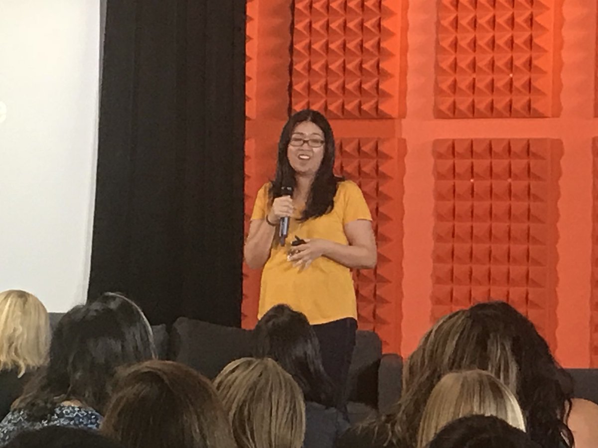 deborahhanus's tweet photo. - The mental story that you tell yourself is the most important one.
- You are the right person.
- Where you’ve been does not dictate where you go.
@hollyhliu from @kabam shared how to “fail your way to success” at the @ycombinator female founders conference. #FFCSV https://t.co/hCnCVPxWoQ