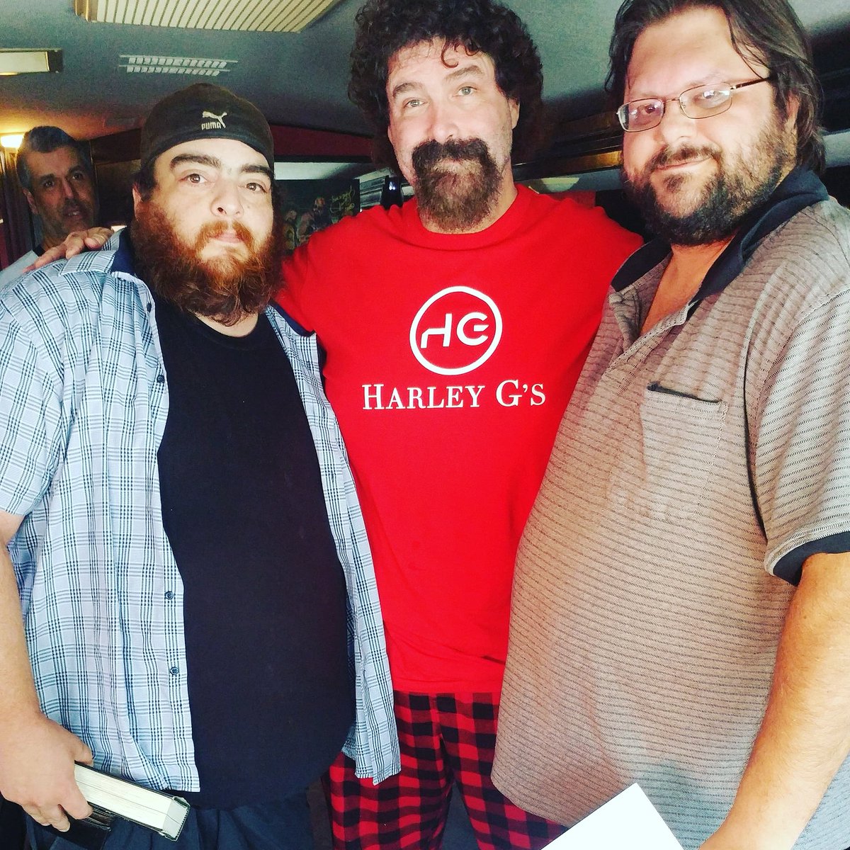 SavagesPodcast1's tweet photo. @Scott_Dewsbury from @TheUGShow and our own @Domenic_316 met the hardcore legend Mick Foley today.
#savagespodcast #podcast #podcasts #podcasters #politics #sports #entertainment #entertainers #comedy #the6 #tdot #dirtyshwa #shwa #Whitby #durham #evolutionpodcastnetwork https://t.co/XAE8YPndOm