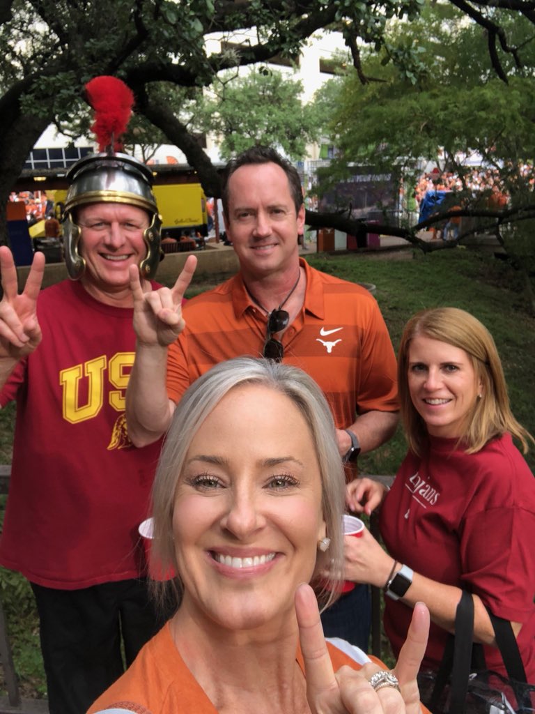 writetoBryan's tweet image. Go Longhorns! Fight onUSC #ThisisTexas
