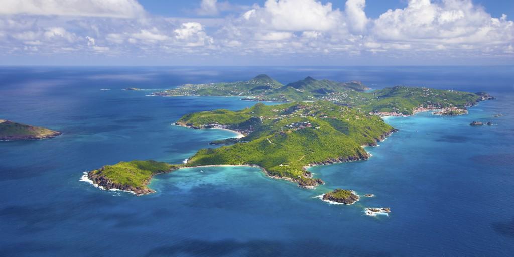 The Ultimate St Barts Travel Guide - Discover what makes #StBarts one of the coolest Caribbean destinations and why you should go there for your next vacation. buff.ly/2oXyypS
