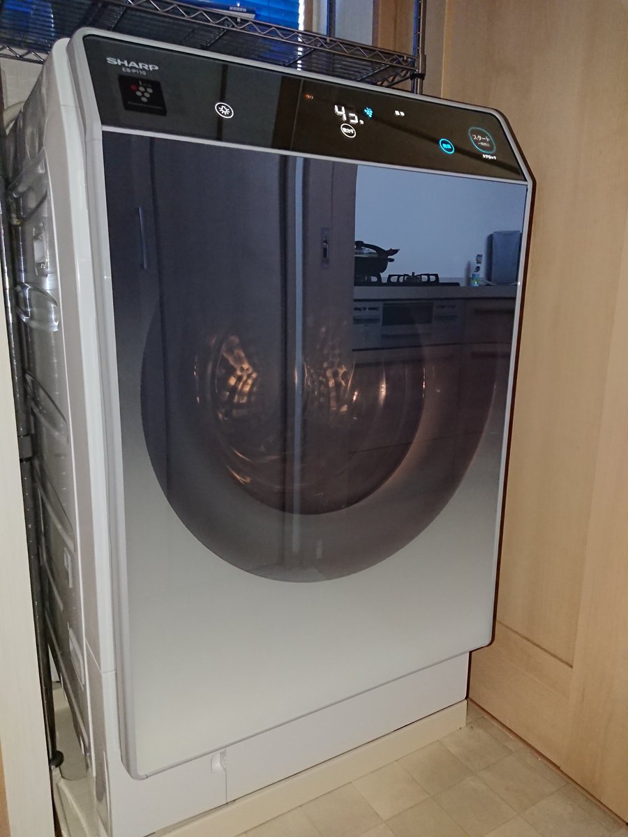 R1KATLABOR's tweet photo. 洗濯機来た❗貰い物の13年落ちから買い換え、乾燥機付き😀
#sharp #ESP110 https://t.co/FROX7VdilT