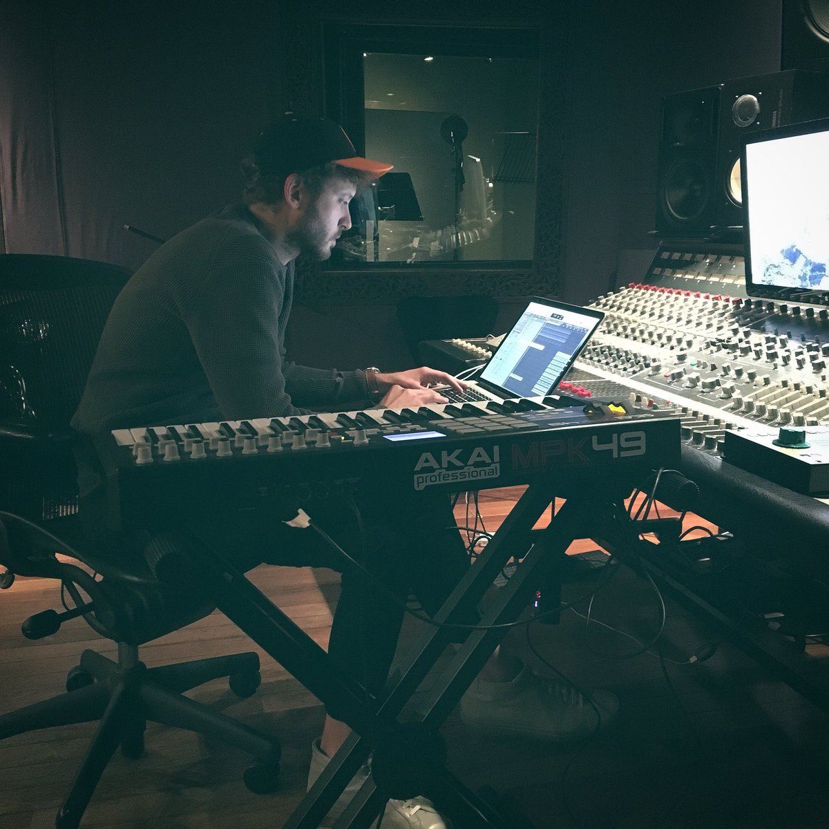 OneRepublic tweet picture