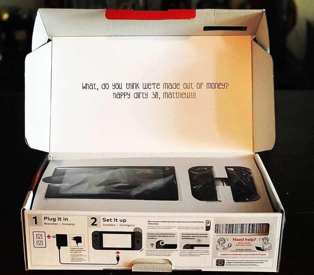 ALopezDesigns1's tweet image. My brother wanted a #nintendoswitch for his birthday. Believable? 😂 #gaggifts #keeponpranking #nintendo #creativedesign #graphicdesign #designforfun #littlebro