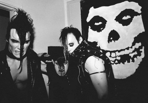 TheStromboShow's tweet photo. Now Playing: The Misfits, “Attitude” #ThreeInFive #TheStromboShow https://t.co/D4YAQPtnzN