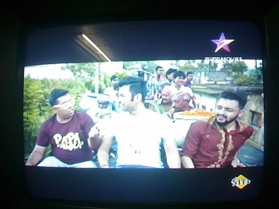 iakashdas's tweet photo. Watching #BDMK @Jalsha_Movies @AnkushLoveUAll love your acting dada https://t.co/OxJFMsAcjw