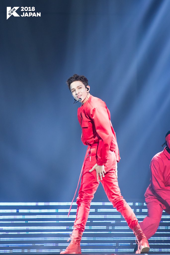 zuka033's tweet photo. He got his own stage at kcon! Even special stage as dancing king with queen chungha?!
If you havent check samuel please do check this boy is full of talent! He is only 16, you will see him grow even more! #samuel #samuelGA #kconjapan2018 https://t.co/1l64hIoefD