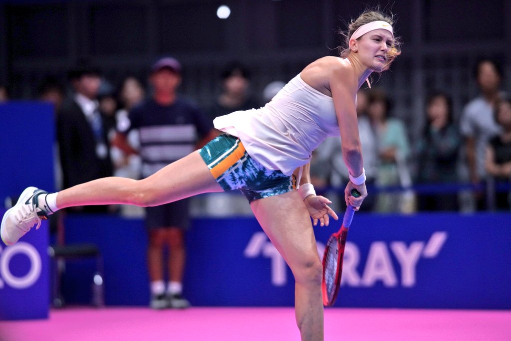 OgreTurtle's tweet photo. All the sudden, Muramatsu started playing incredibly better and took 2nd set at 6-2. Genie went for a rest. https://t.co/PvVm329QLW