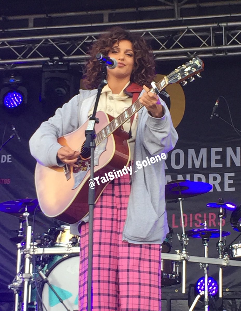 TalSource_'s tweet photo. PROMO
@TalOfficial sera le 20 septembre 2018 
-Tour Vibration 
-Blois 
Concert gratuit !

photo; @TalSindy_Solene https://t.co/anlY8osVin