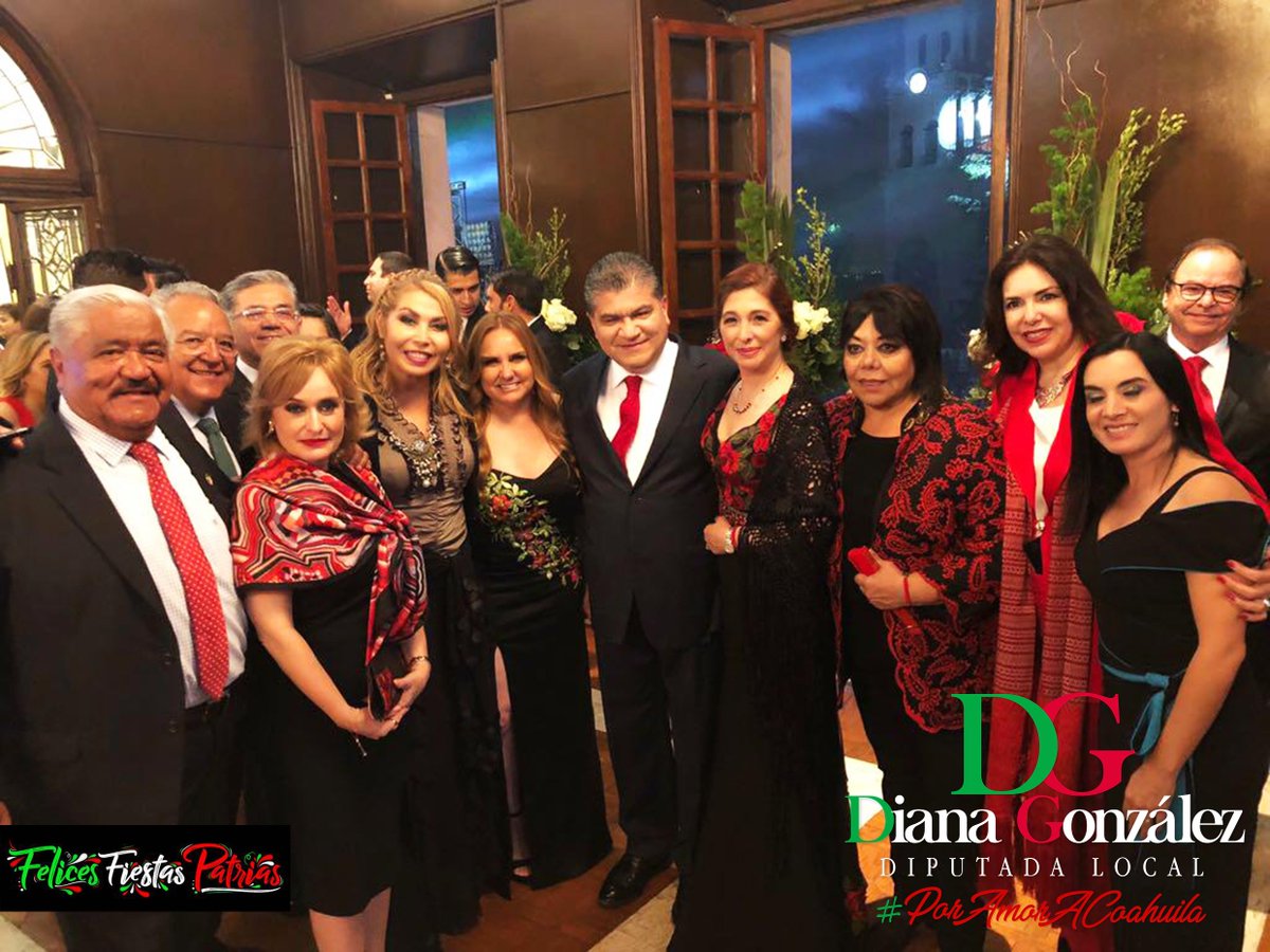 DianaGlzSoto's tweet photo. Celebramos el orgullo de ser mexicanos en la Ceremonia del Grito de Independencia de México ¡Que viva este gran país! 🇲🇽 #VivaMéxico #VivaCoahuila #FuerteCoahuilaEs @mrikelme @MarcelaGorgon @sam6604  @Veronica_mtz @luciaazucena @Boreque @PelanchaC @martha_garay @LulyQuinteroPam https://t.co/cEAZV34XSS