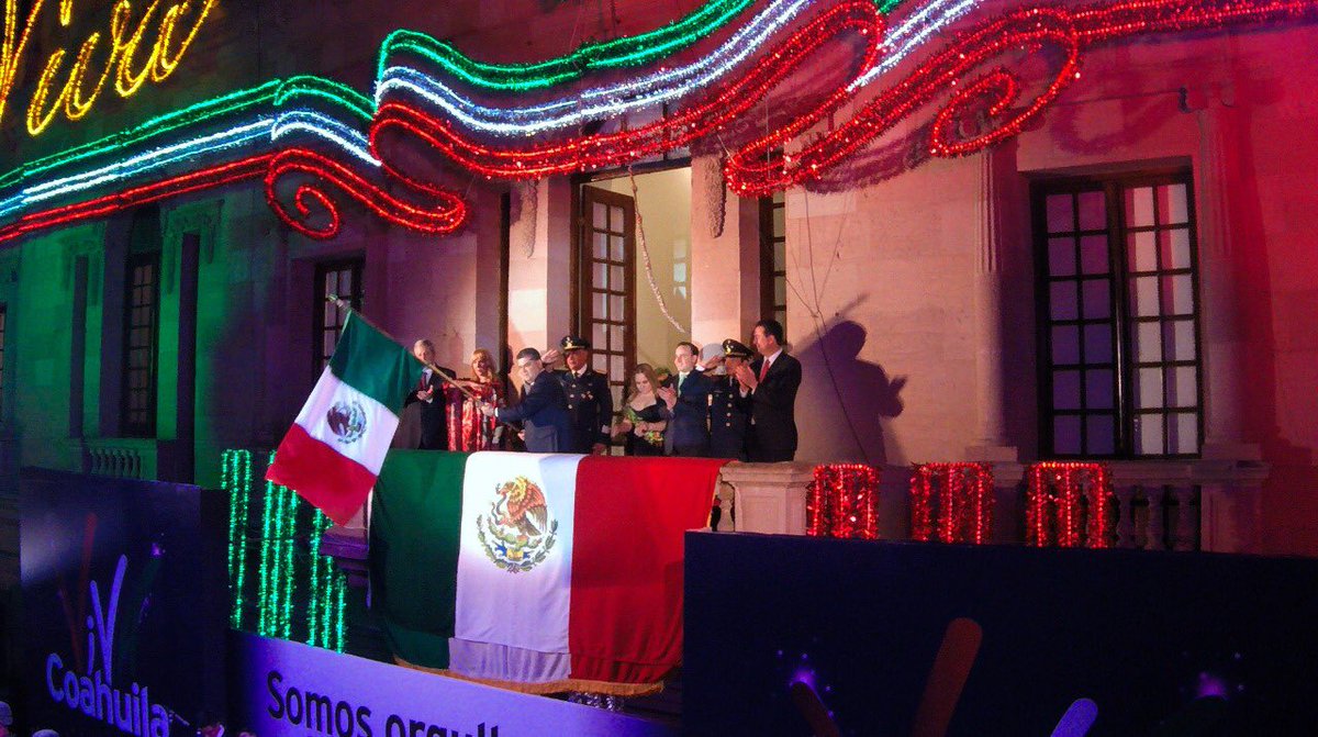 mrikelme's tweet photo. Acompañados de más de 30 mil coahuilenses, hoy celebramos la ceremonia del Grito de Independencia,  orgullosos de nuestras raíces y de los héroes que nos dieron patria. ¡Viva México! ¡Viva Coahuila! #FuerteCoahuilaEs https://t.co/OPNwVpDYoE