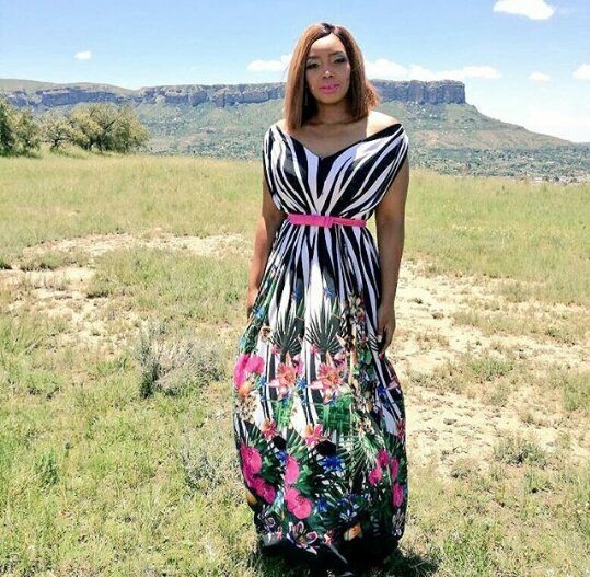 ThembisaDaily's tweet photo. Am still obsessed with looks she gave us 😍😭😭😭! https://t.co/7NtlxOXvw0