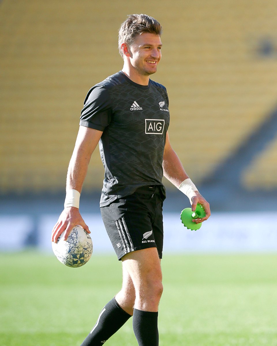 Beauden Barrett On Twitter Tough Day At The Office Yesterday Well Played South Africa Congrats On The Win