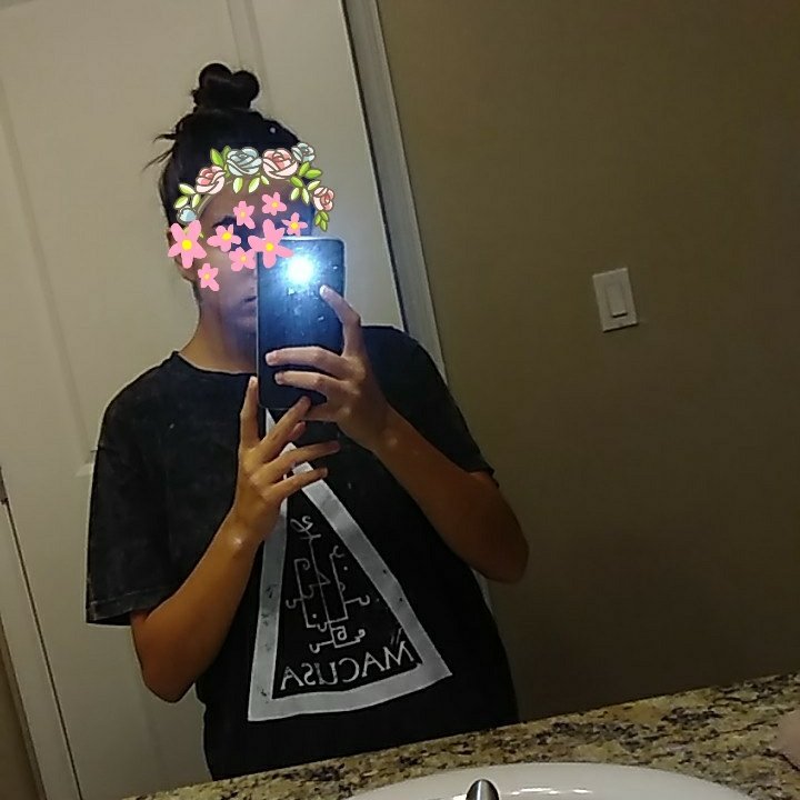 KatStranko's tweet image. #latelate