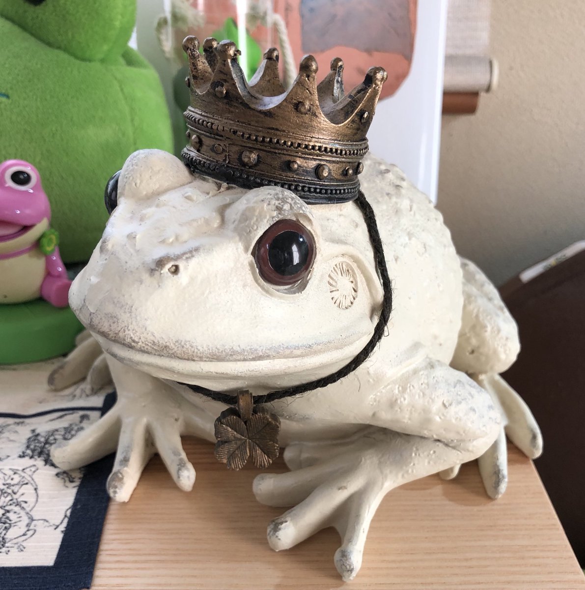 ぱんつ در توییتر ショッピングモールの別のお店で 大きいカエルの王子様も買っちゃった イケメンすぎた 艸 あなたが買ったカエルグッズ