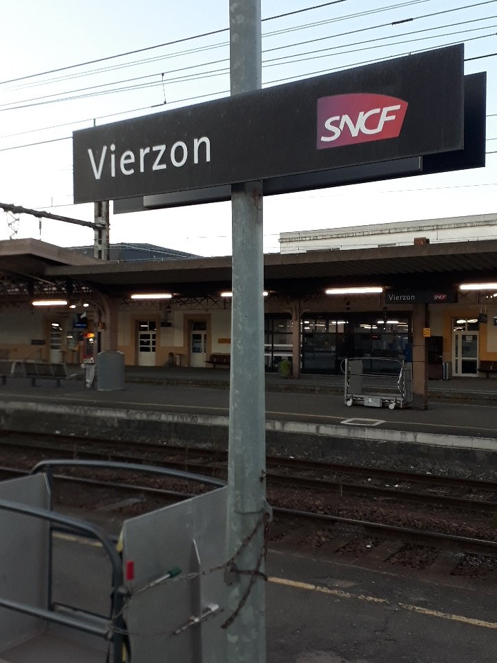 DelorgeHenri's tweet photo. L'aventure commence ici ! #grdfcentre https://t.co/O5l1u351kA