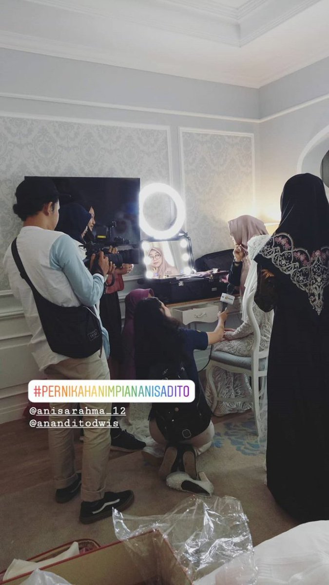 cc : <a href="/insomNISA_Indo/">InsomNISA OFFICIAL</a>
#PernikahanImpianAnisaDito