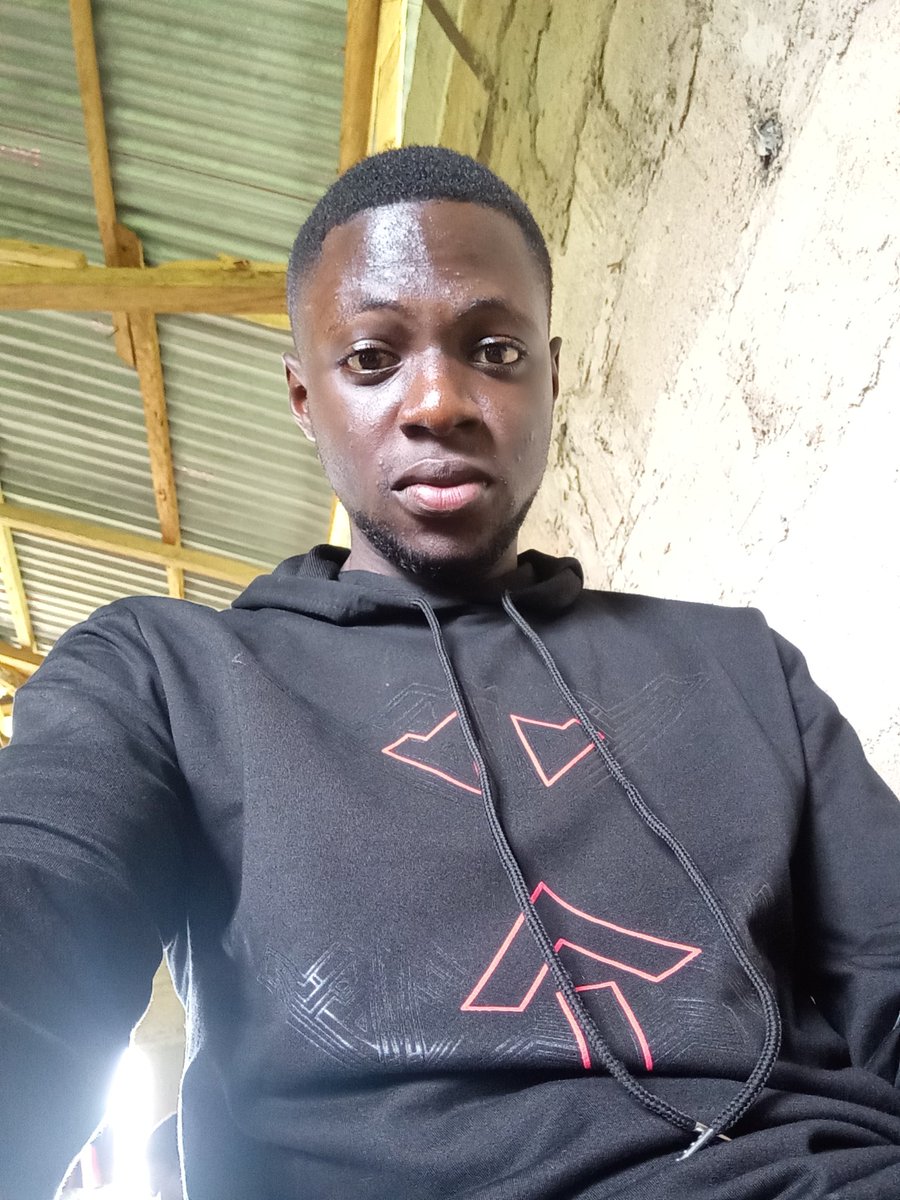 OmoleDaniel9's tweet photo. Thank God for Missions '18 where we get men saved and filled @Yekemi village. #Smilesproduction,#Rcfoau https://t.co/zYqkgZEo0y
