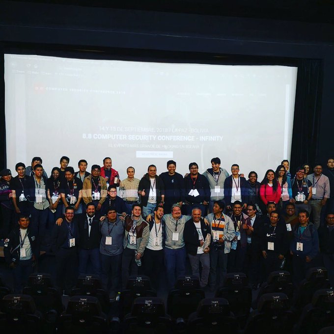 8dot8Andina's tweet photo. La familia #8dot8Bolivia gracias!!! https://t.co/otzgLNjUkI