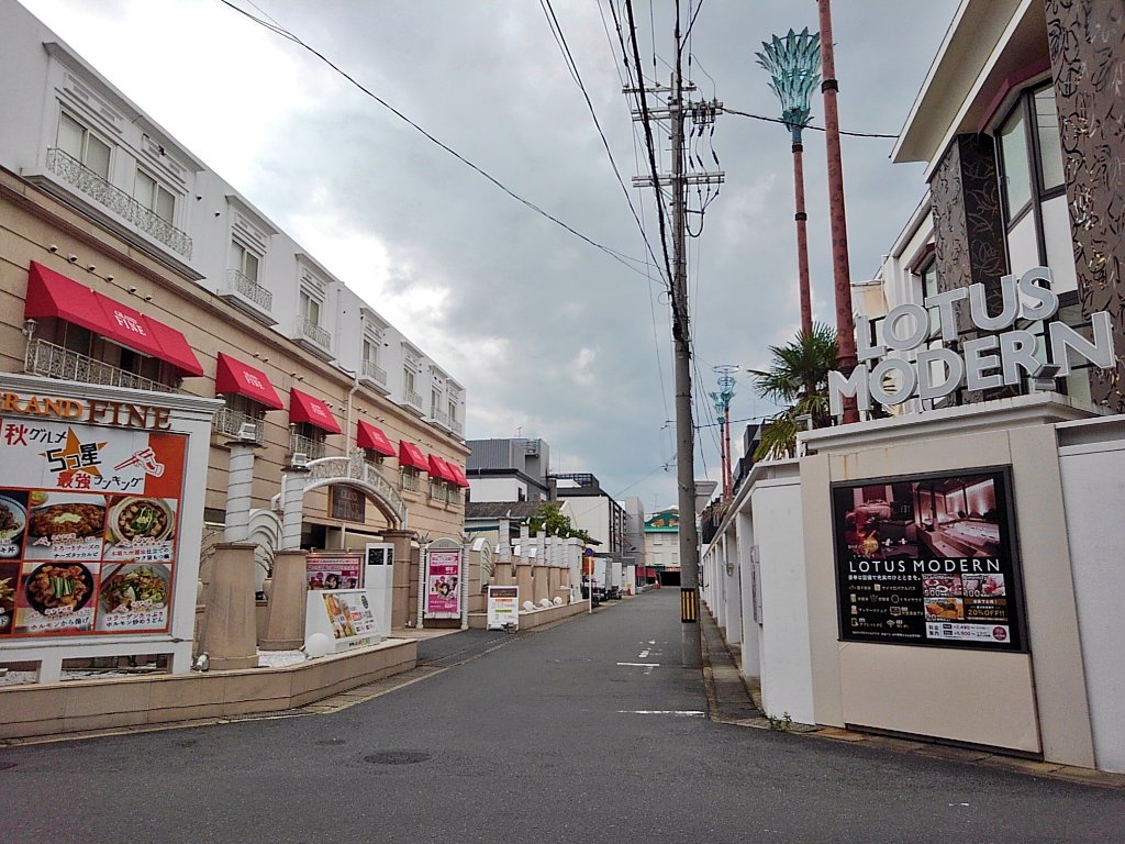 ラブホテルの地理学 ラブホはどこに集まるのか Togetter ラブホテルの地理学 ラブホはどこに集まるのか Togetter