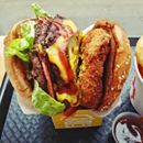 eat8Bit's tweet image. Conquered our full menu? Take the game into your own hands like insta.pang who added a crumbed mushroom to his Double Dragon burger. Well played 👏 #bytetheburger