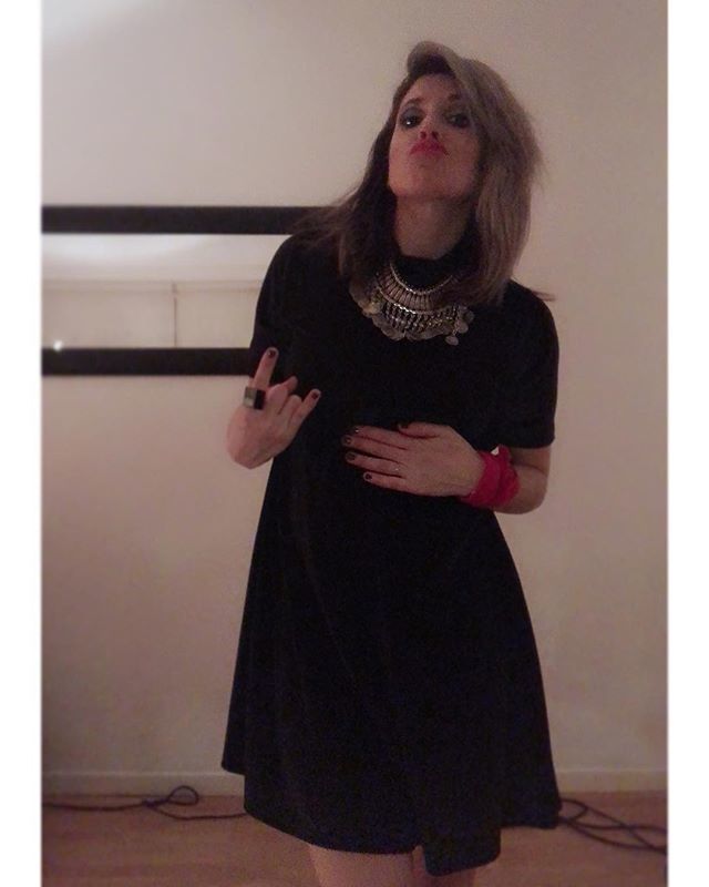 BarbiPerrone's tweet photo. Entrando al sexto mes😱
Y hoy mami se va a r⃣o⃣c⃣k⃣e⃣a⃣r⃣🎤🎵
*
*
*
#mamirock #mamirocks #mamirockera #momrocks #rock #music #musica #show #cantante #singer #mamicantante #mamiartista #artistmother #rockmother #singermom #liveshow https://t.co/3ydfvO81iY https://t.co/grItxOxUnH